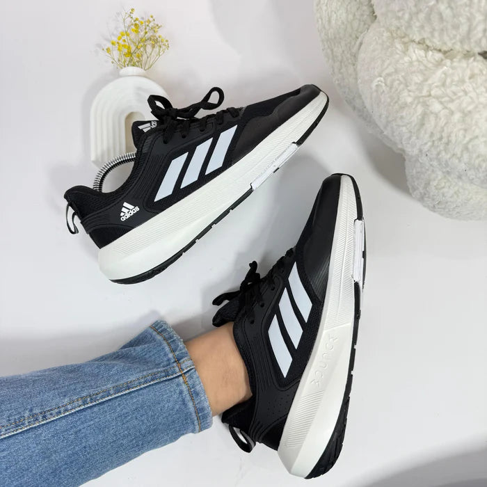 ADIDAS Urban Run